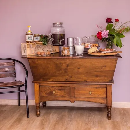 Miello Nelle Langhe Bed & Breakfast Mango