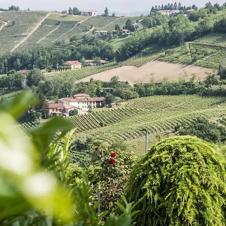 Miellò Nelle Langhe Alojamento de Acomodação e Pequeno-almoço 4*